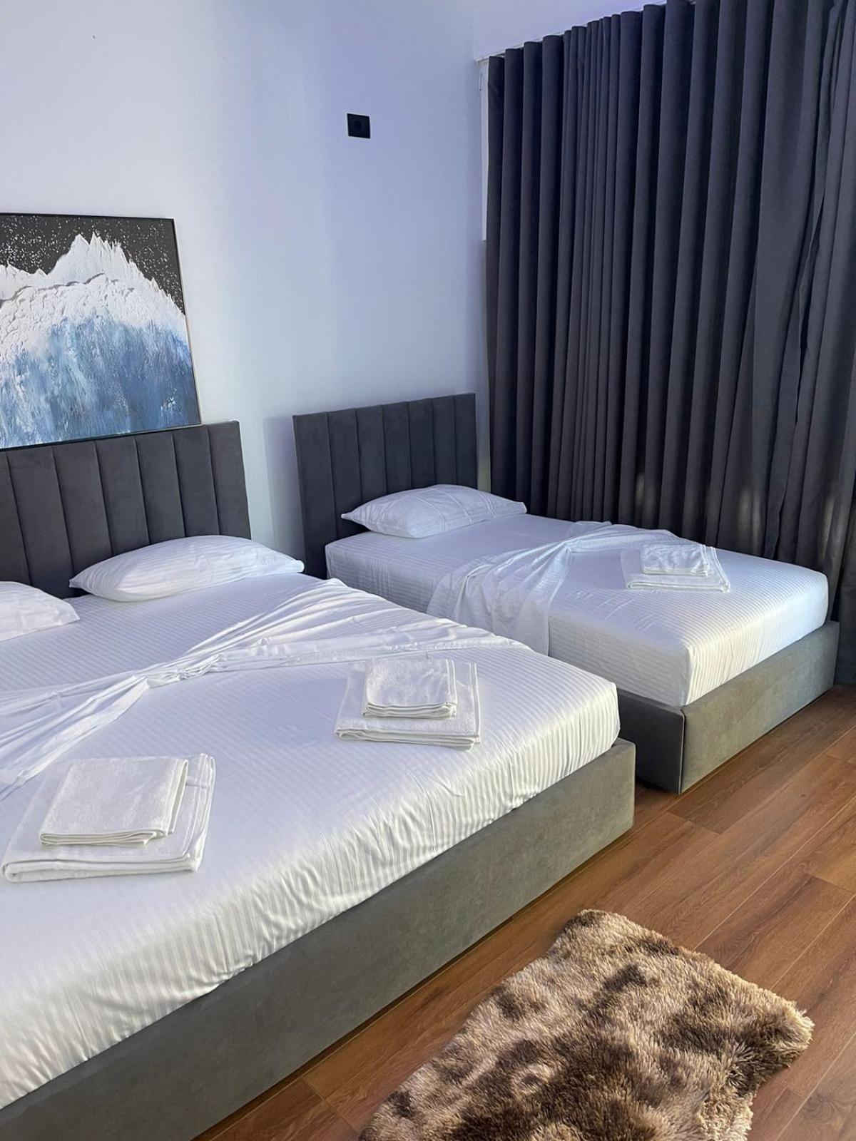 Aries Apartments Sarande Exterior photo