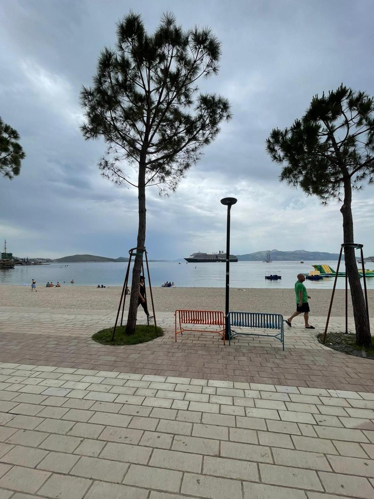 Aries Apartments Sarande Exterior photo