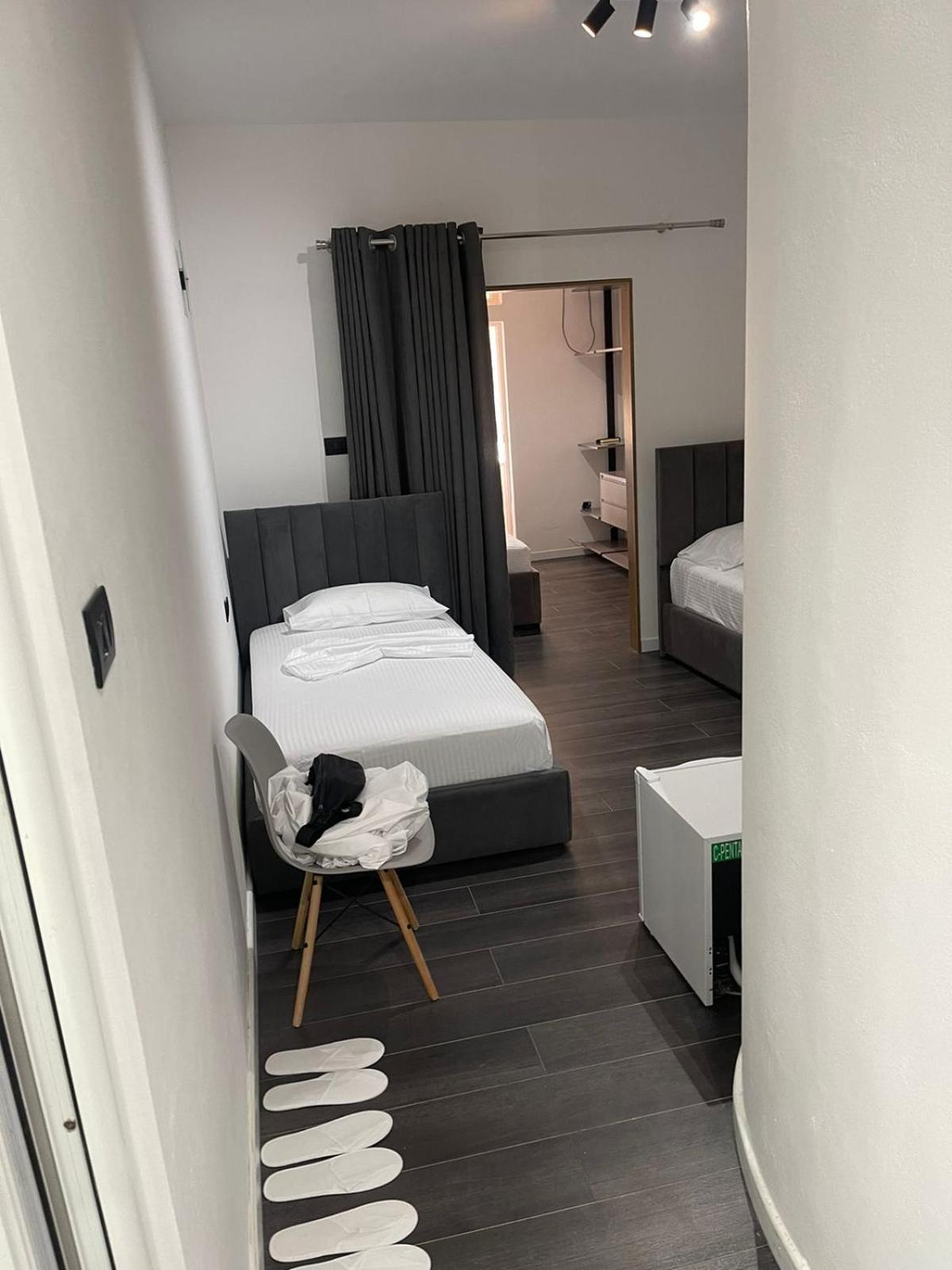 Aries Apartments Sarande Exterior photo